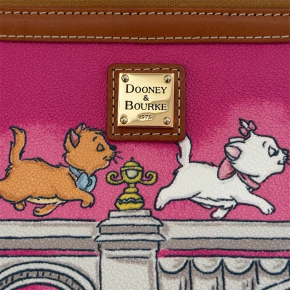 The Aristocats Wristlet Disney x Dooney & Bourke Rare - Picture 4 of 6